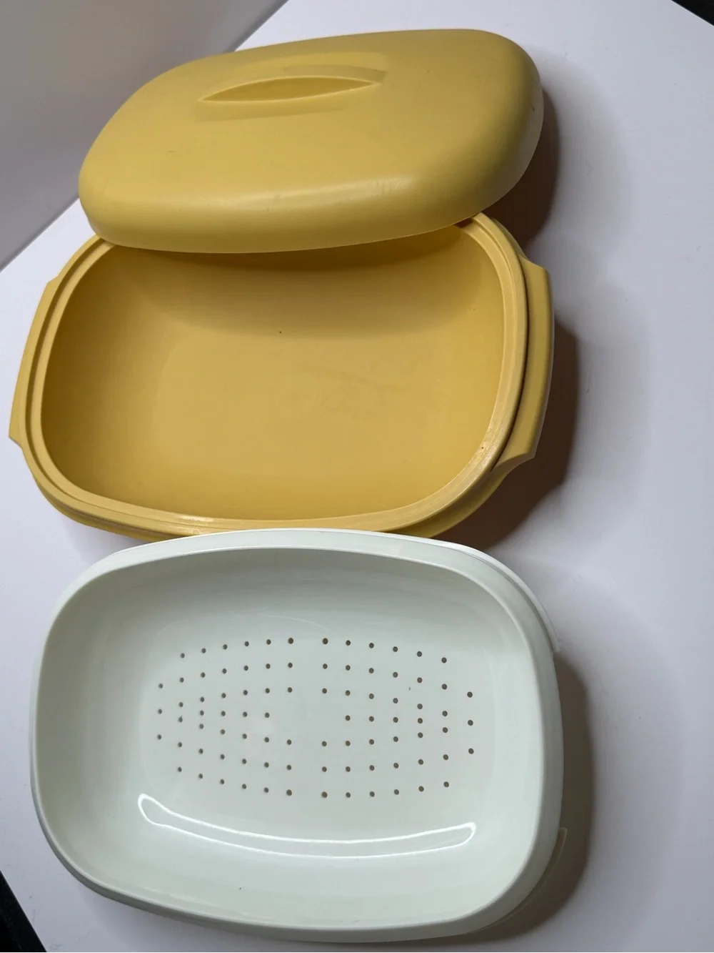 Vintage 1970's Tupperware Harvest Gold Vegetable Steamer